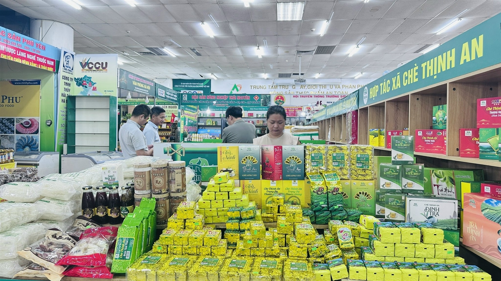 60 gian hàng được trưng bày tại “Phiên chợ Nông sản, Đặc sản vùng miền năm 2025”